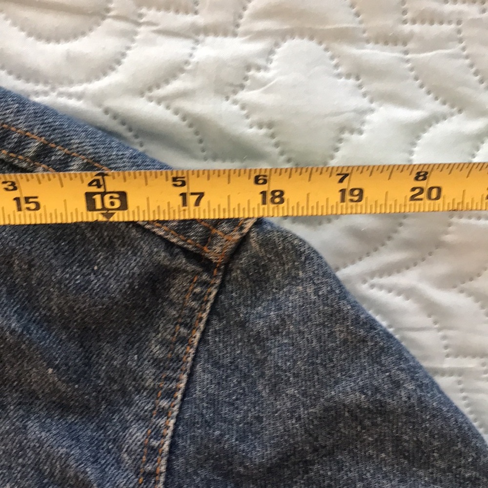 Vintage Levi Strauss Levi’s Blue Denim Trucker Jacket Coat Size M 40 R… - Picture 13 of 16